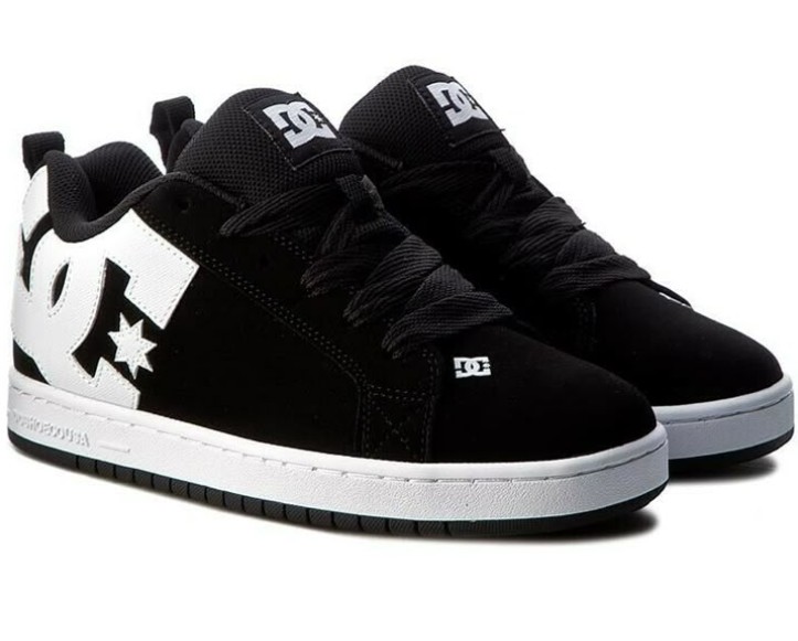 DC Court Graffik Black White